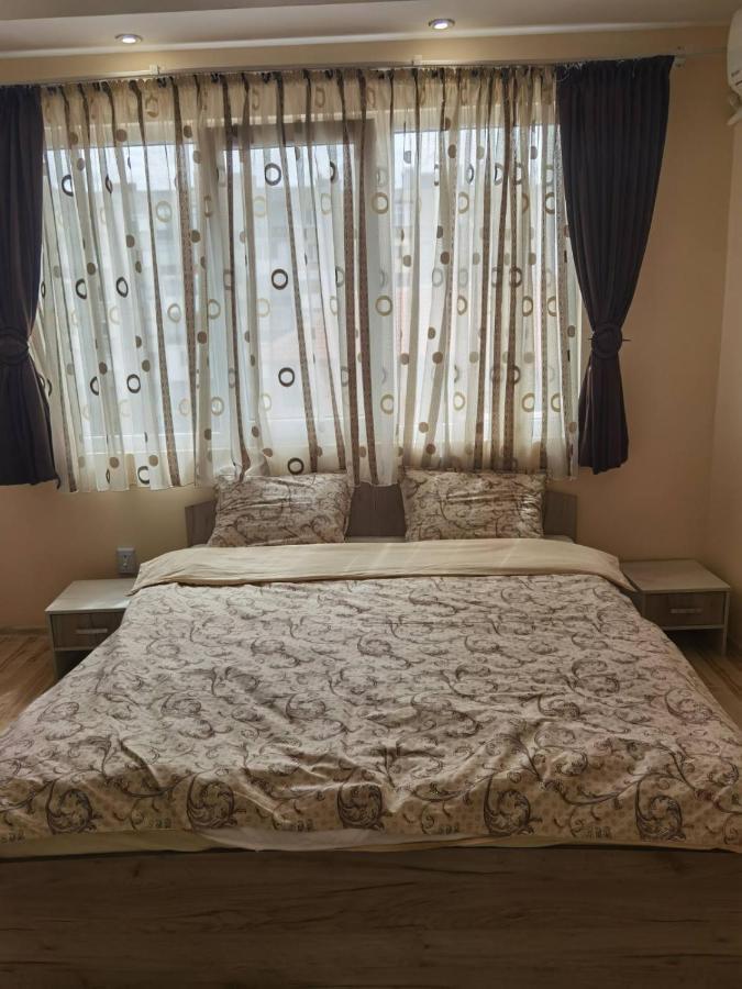 Апартамент Дани Apartament Dani Kazanlak Exterior photo